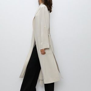 Babaton (ARITZIA) Kahlo Robe